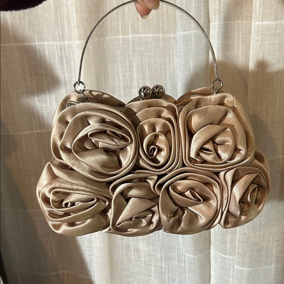 Elegant Gold and Black bags Bundle - Picture 3 of 14